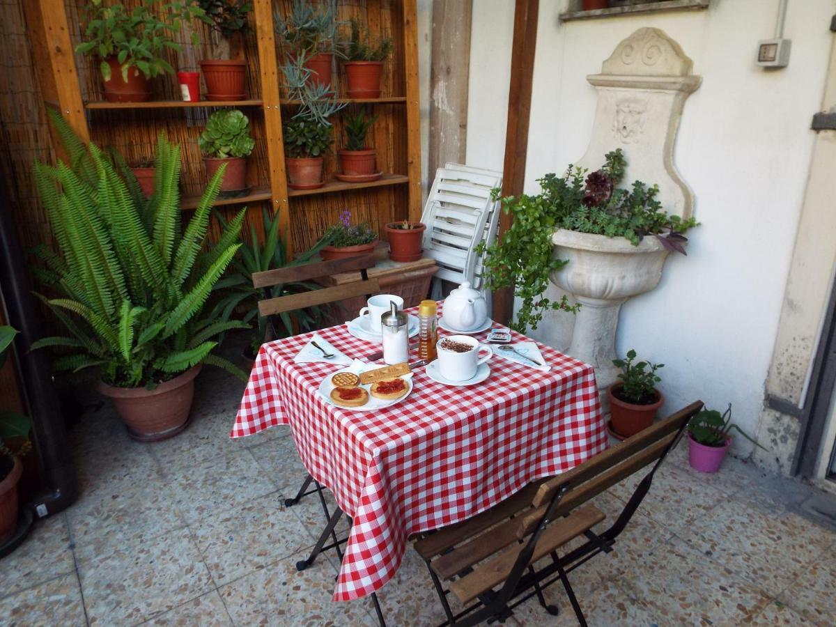 B&B Ingiropernapoli Exterior foto