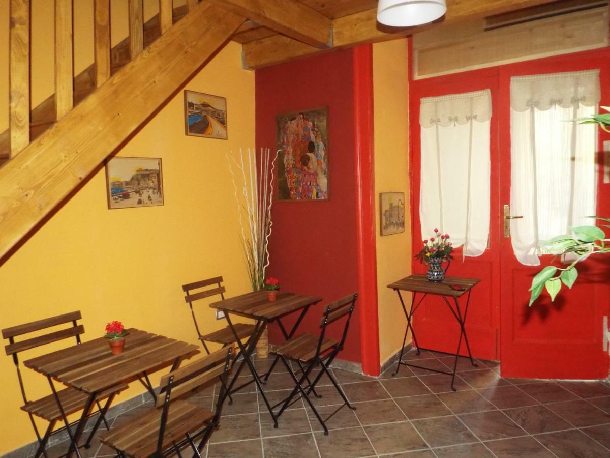 B&B Ingiropernapoli Exterior foto